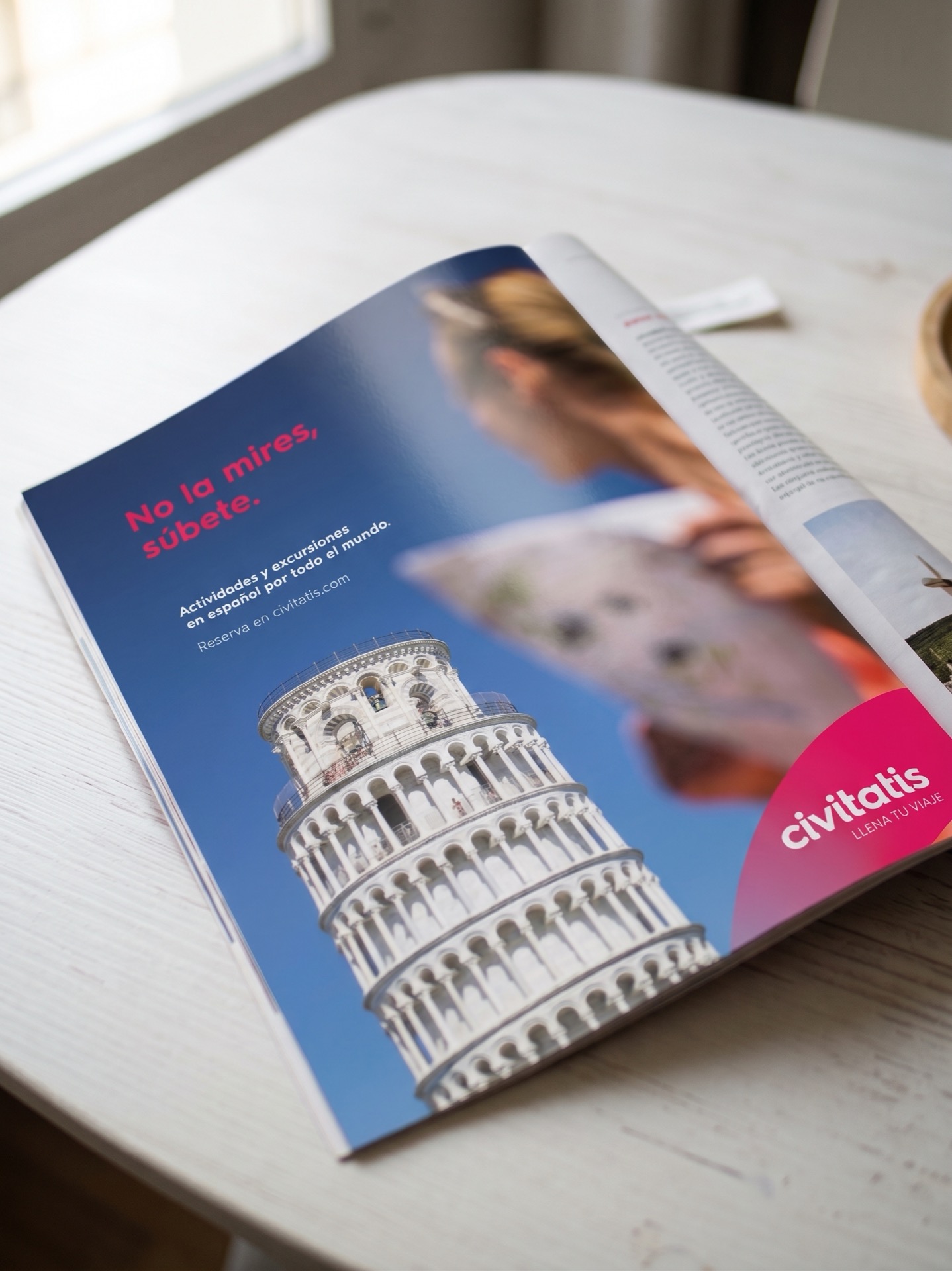 Civitatis · revista ad — No la mires, súbete. Torre de Pisa
